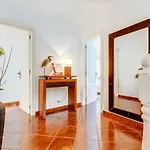Prime 5 With Private Pool And Parking Walk To Holiday home *