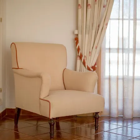 Prime - 5 Suites, Private Pool And Parking, Walk To Altura